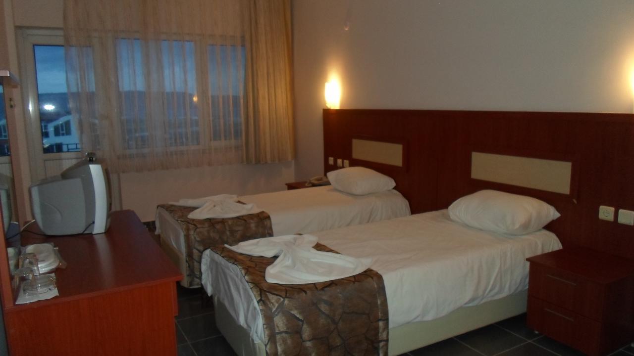 Canakkale Uygulama Oteli̇ Εξωτερικό φωτογραφία